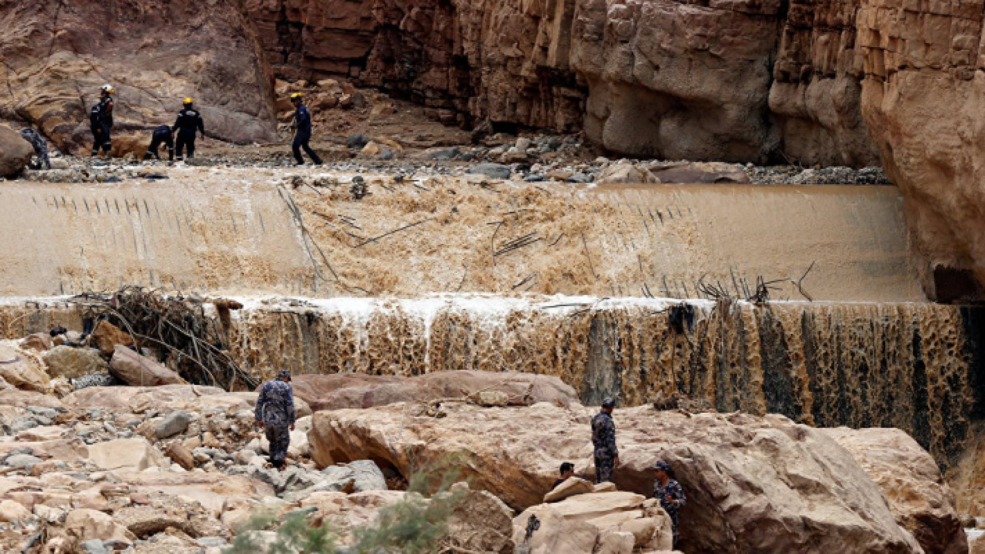 البحث عن مفقودين في حادثة البحر الميت - ارشيفية