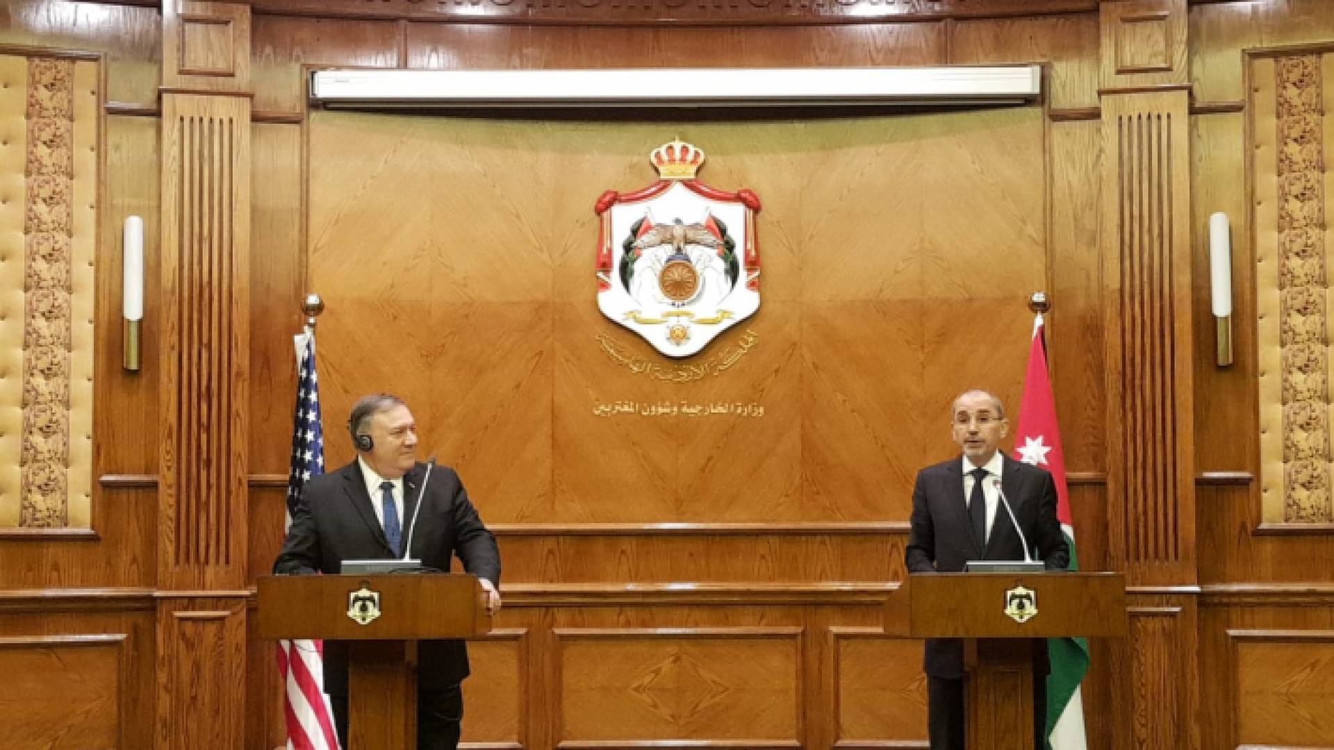 مؤتمر صحفي يعقده وزير الخارجية مع نظيره الأمريكي