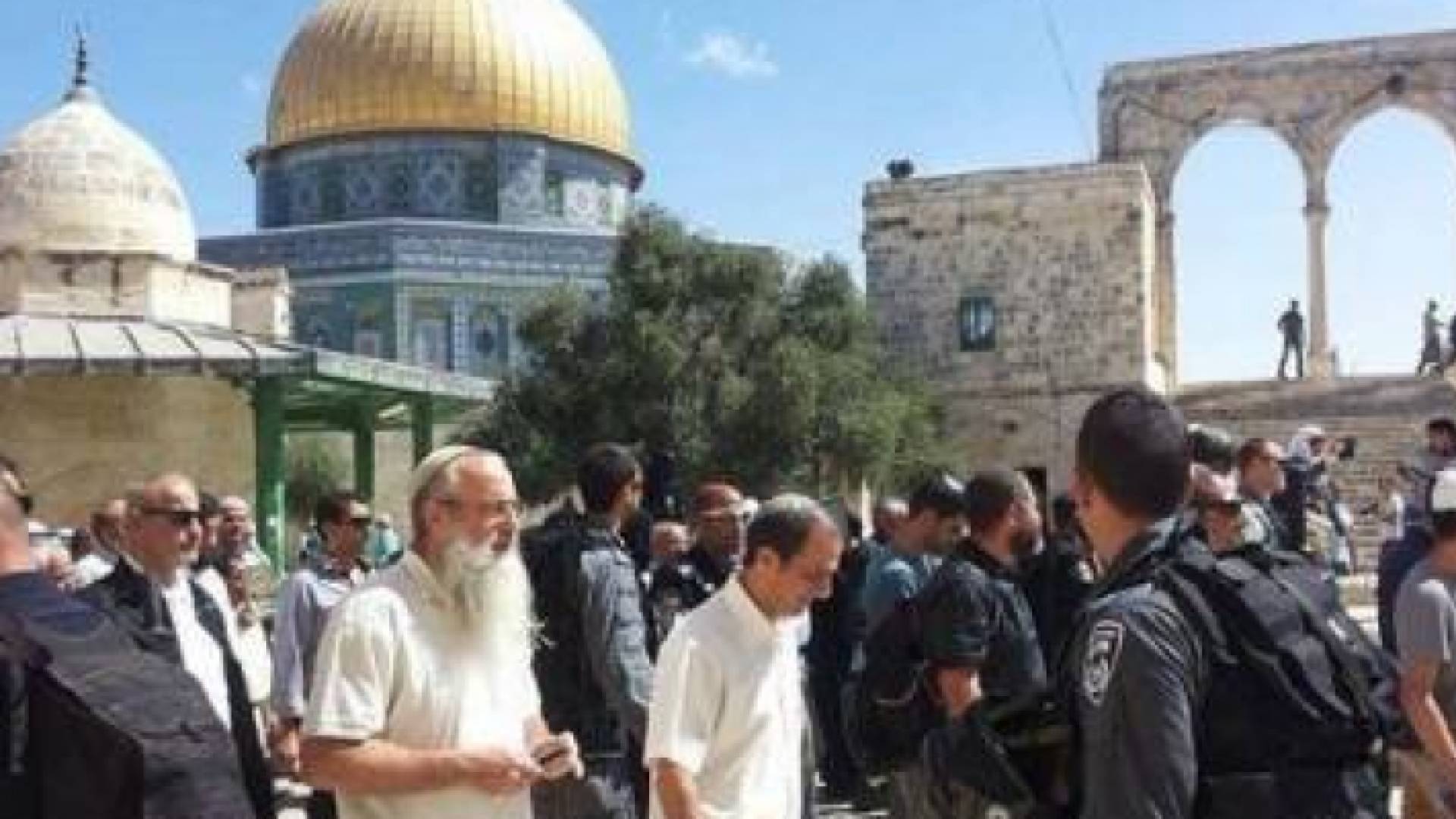 مستوطنون متطرفون يقتحمون باحات الاقصى - ارشيفية