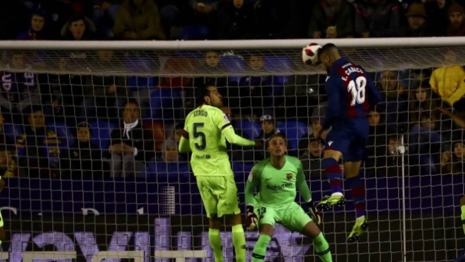 برشلونة يسقط أمام ليفانتي في كأس الملك