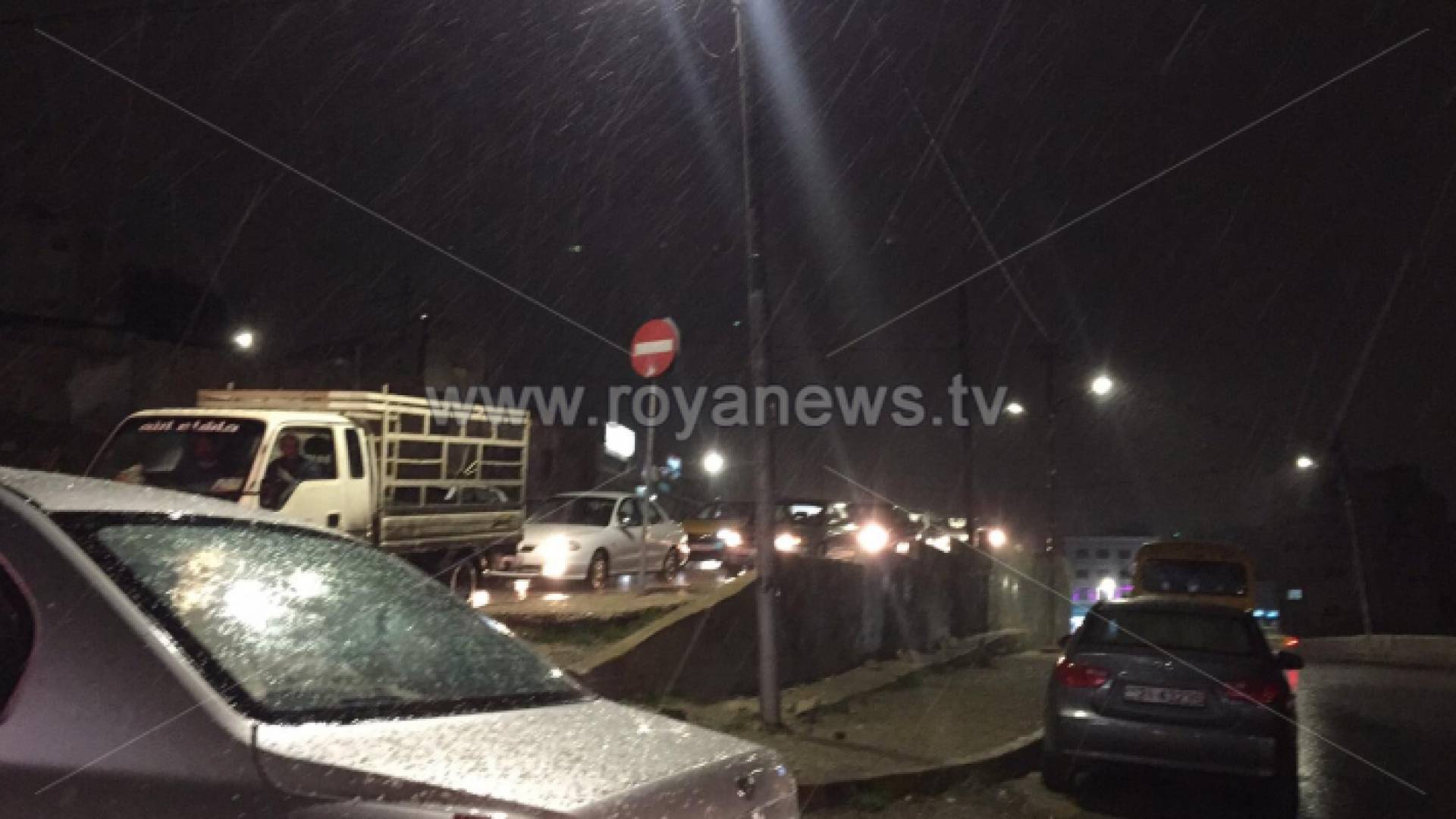 صورة من مجمع المحطة مساء الاربعاء