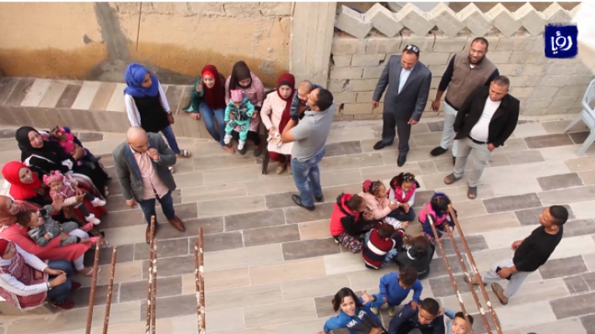 العائلة - من الفيديو