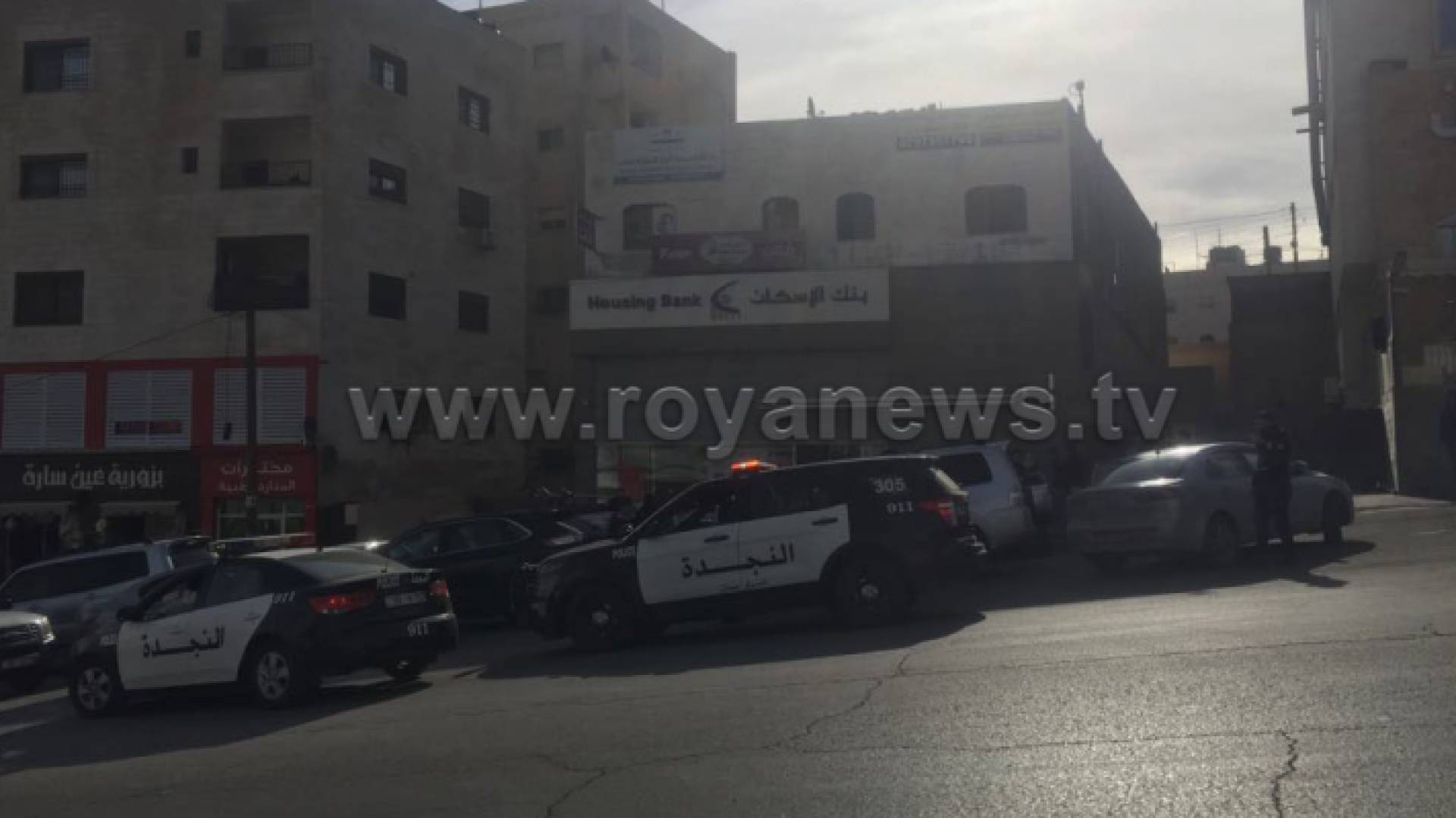 من مكان عملية السطو على فرع بنك بجبل النصر