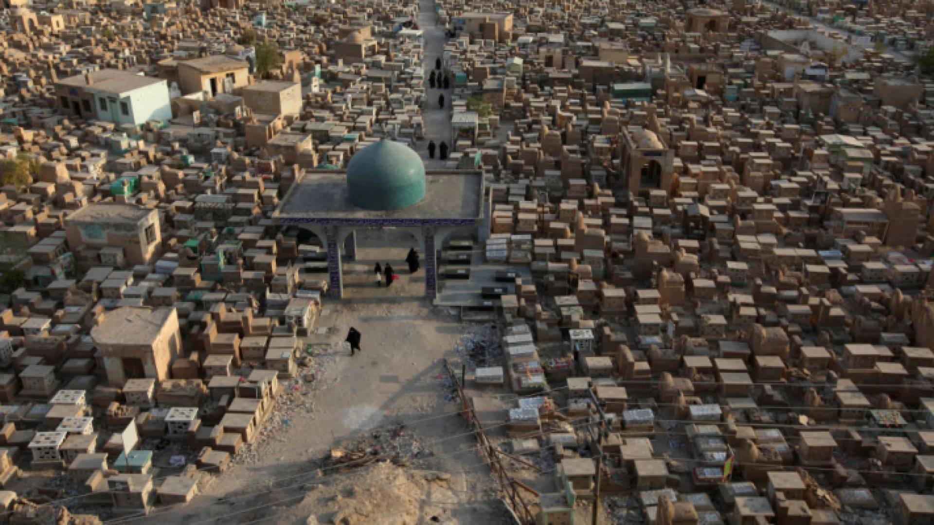 مقبرة وادي السلام