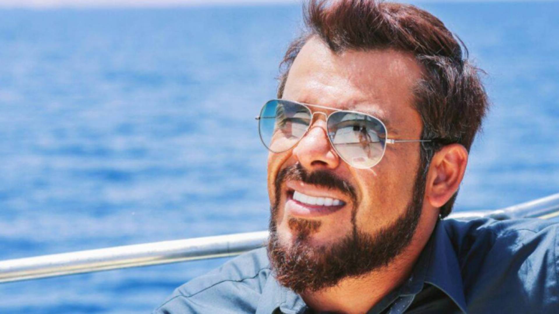 الفنان الأردني منذر رياحنة