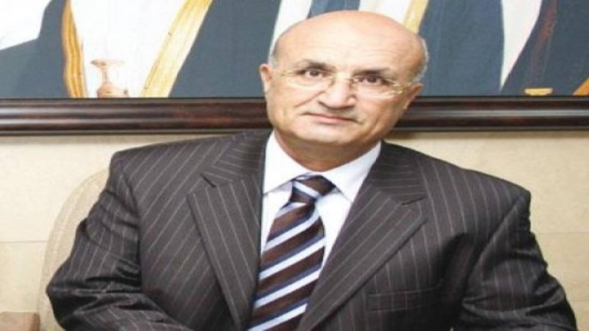 الوزير السابق منير عويس