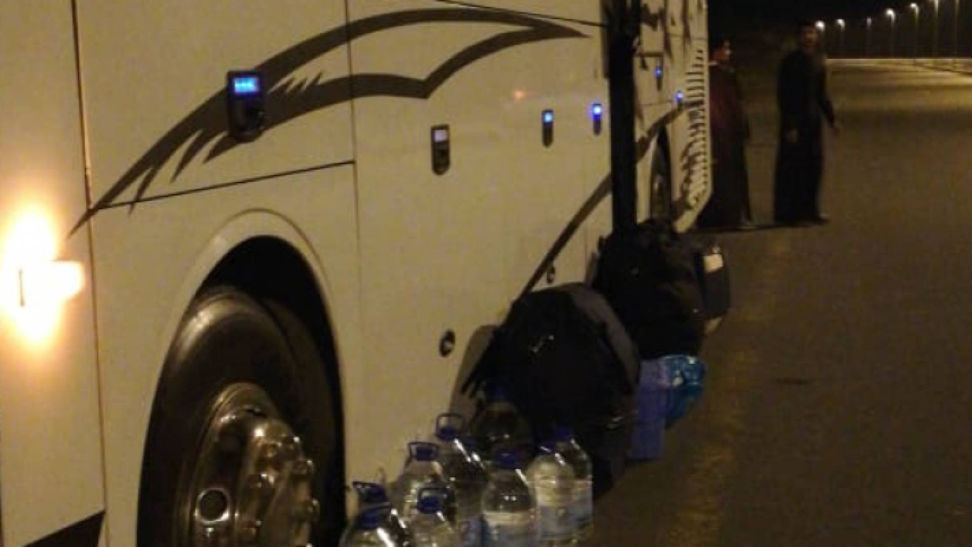 الحافلة المتعطلة