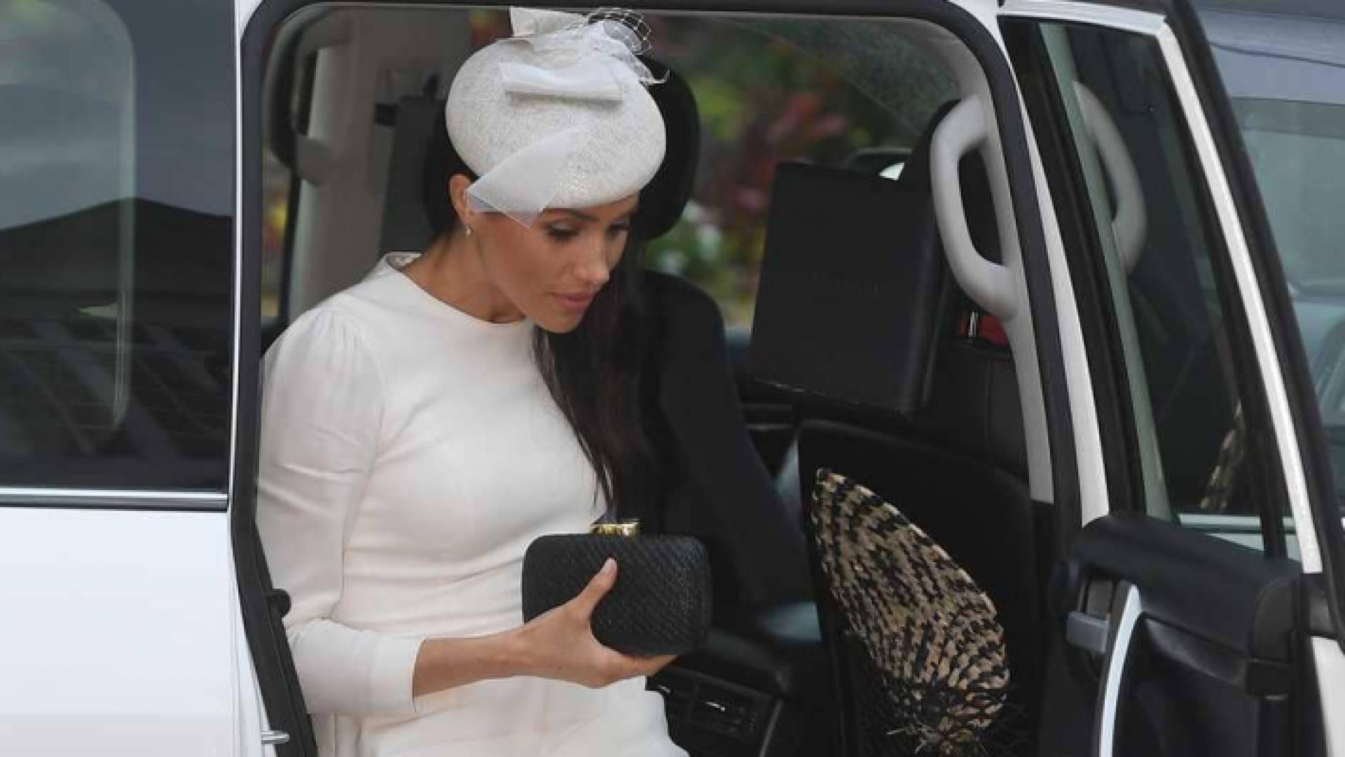 رجال الأمن طلبوا من ماركل عدم إغلاق باب السيارة