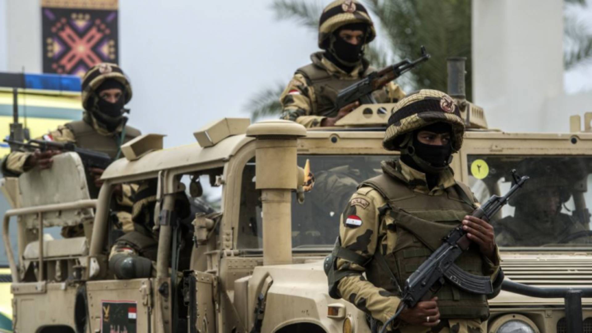 عناصر من الجيش المصري