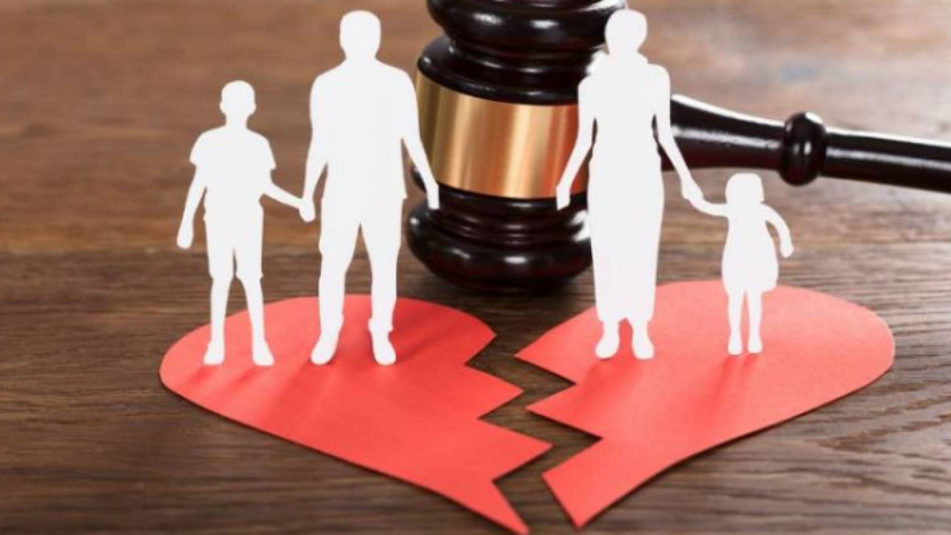 تعبيرية عن الطلاق