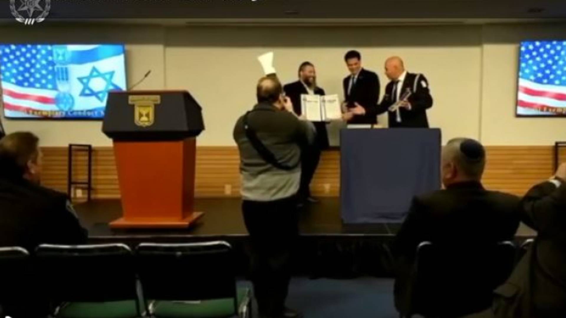 جانب من تكريم المستوطنين