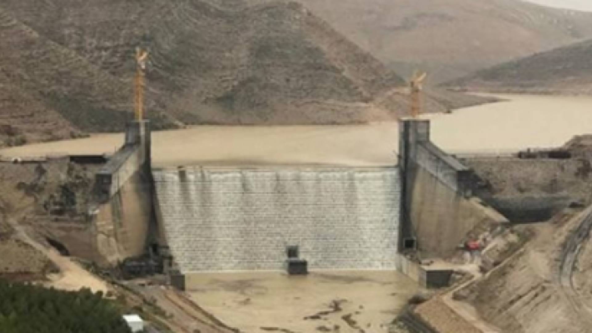 الصورة التي نشرتها سلطة وادي الأردن تظهر فيضان سد الواله قبل ان تقوم بحذفها