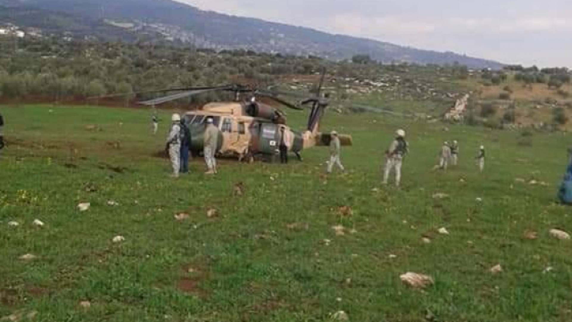 هبوط طائرة عامودية اضطراريا في جرش