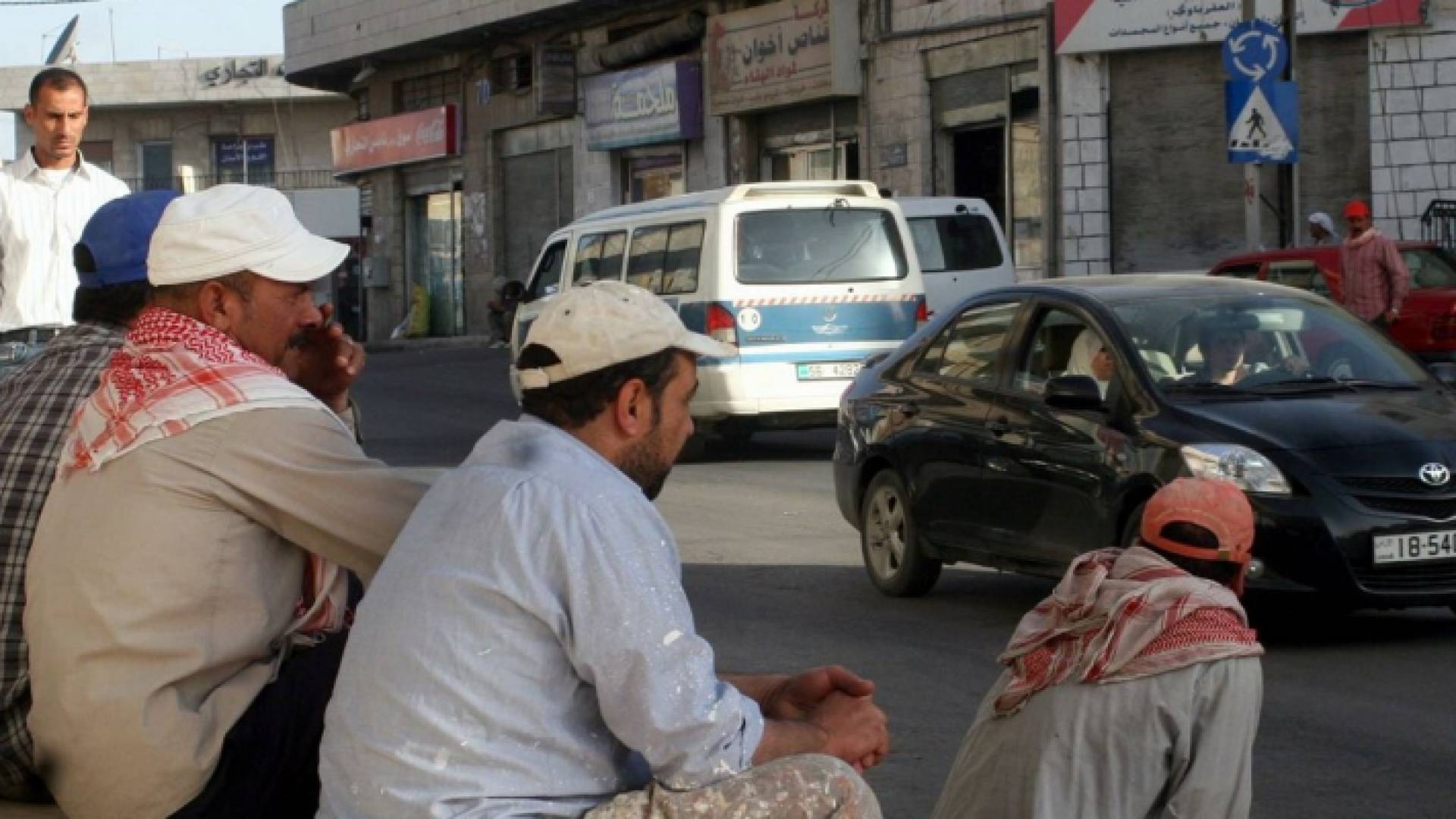 400 ألف عامل وافد في الأردن و380 ألف طلب في ديوان الخدمة