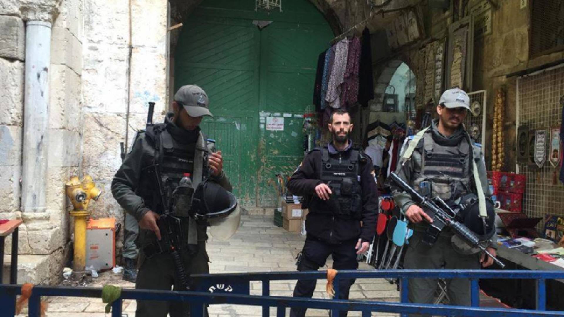 إغلاق الاحتلال لأبواب الأقصى