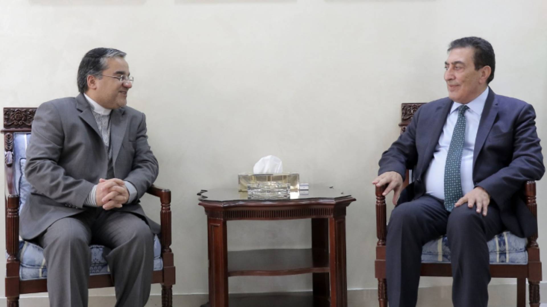 خلال اللقاء