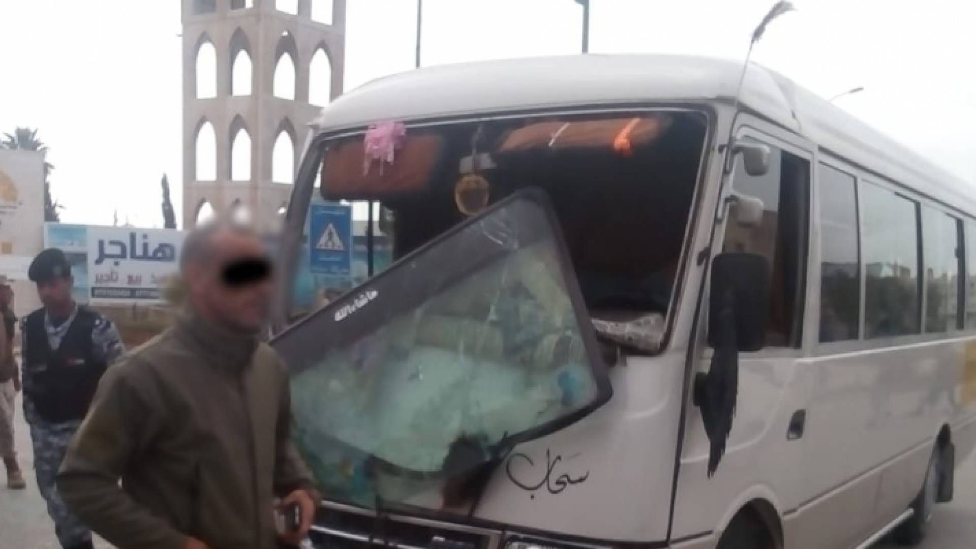 من موقع الحادث