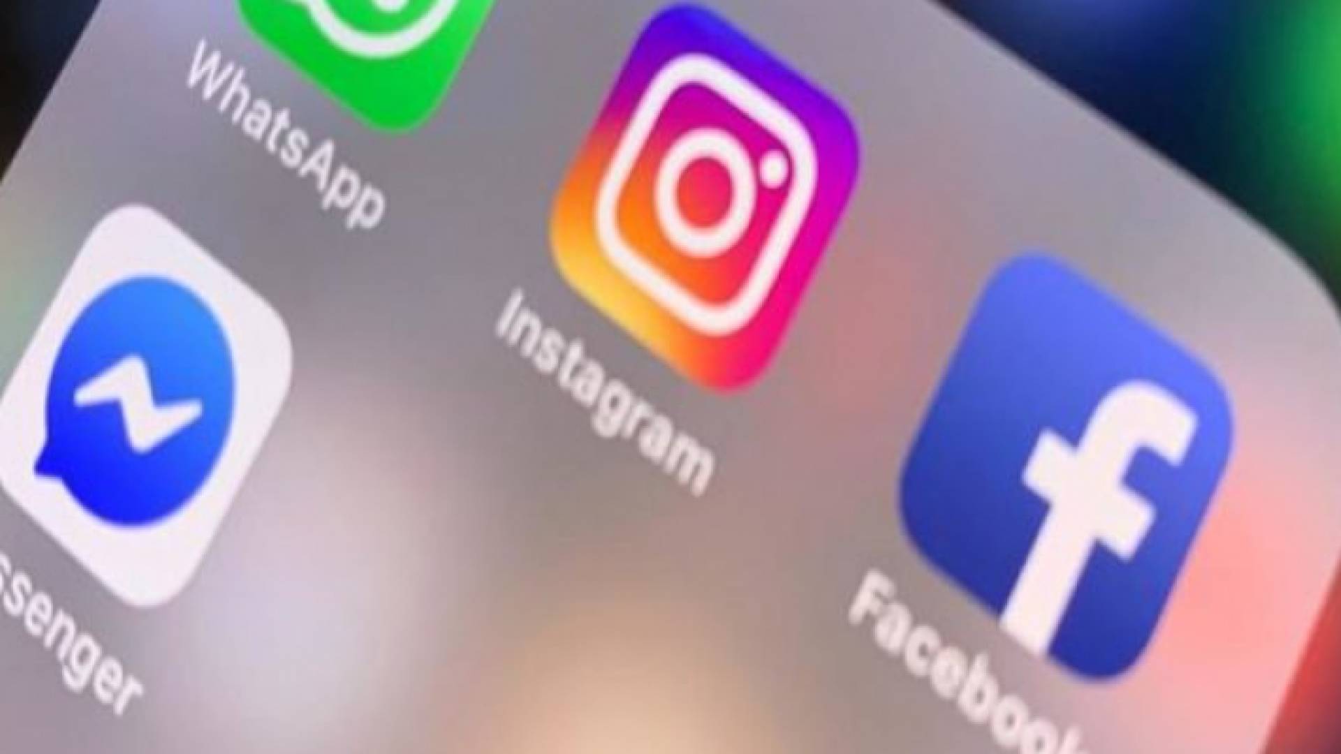 8 أشياء يجب معرفتها حول اندماج واتساب وماسنجر وإنستاجرام