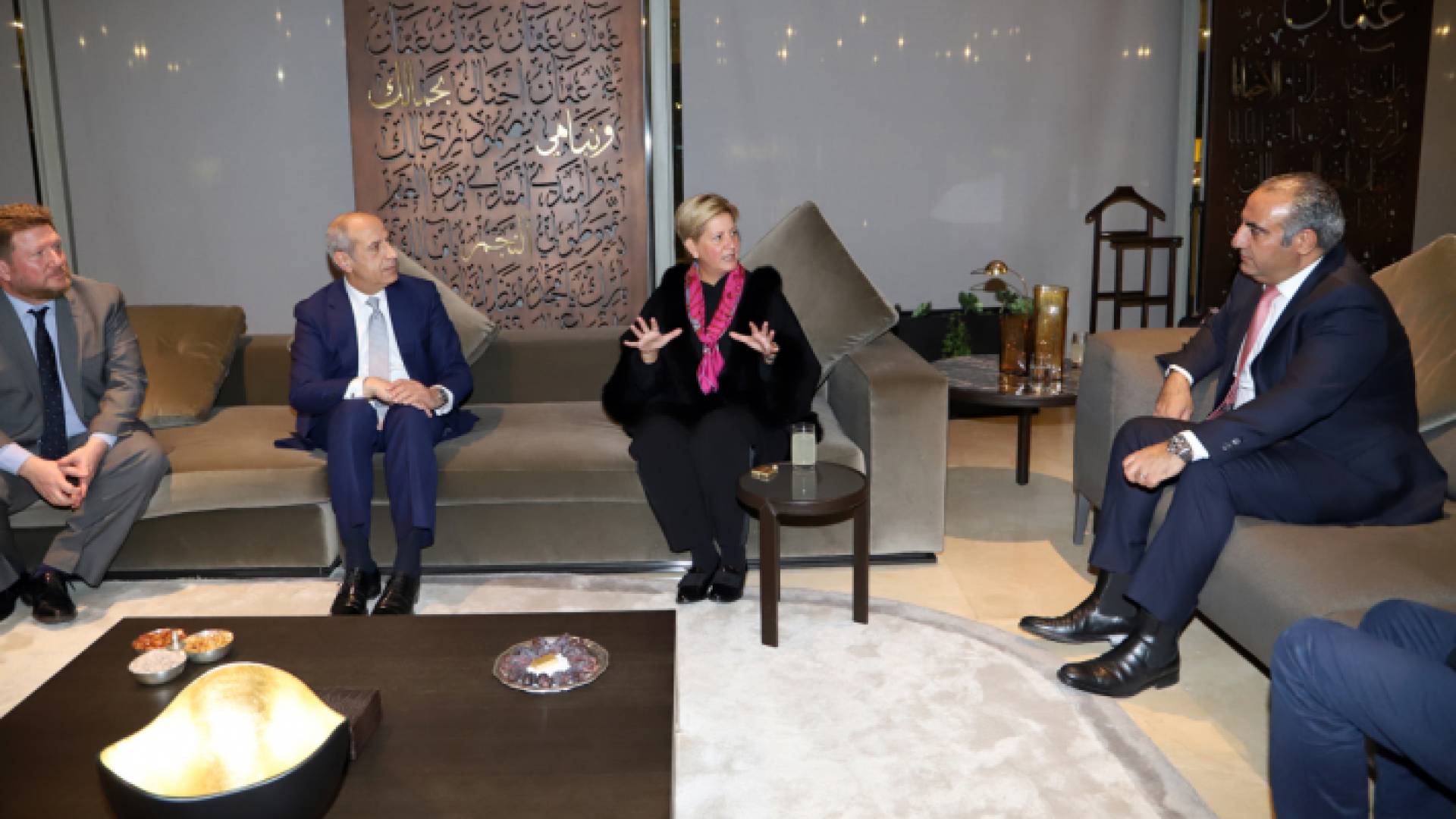 السيدة الأولى لبنما تصل الى عمان