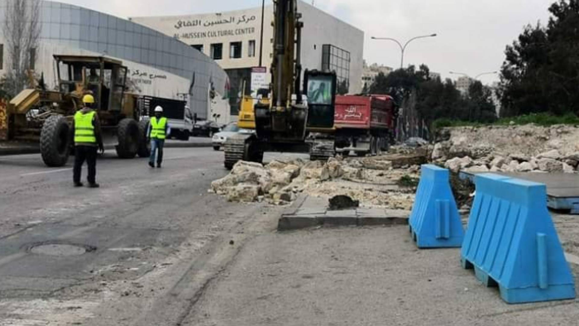 اغلاقات وتحويلات مرورية في عمان