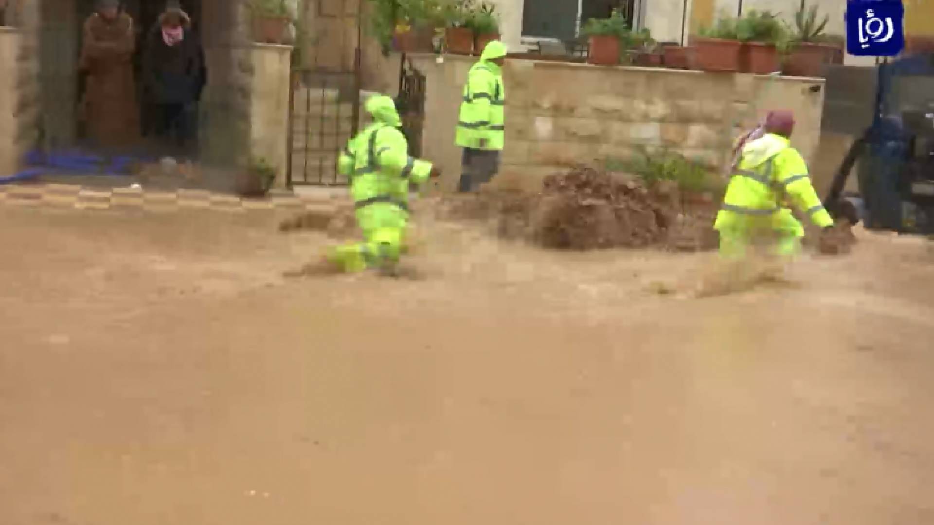 أيام "المستقرضات" تعري البنية التحتية في عمان وتكشف سوء الاستعدادات