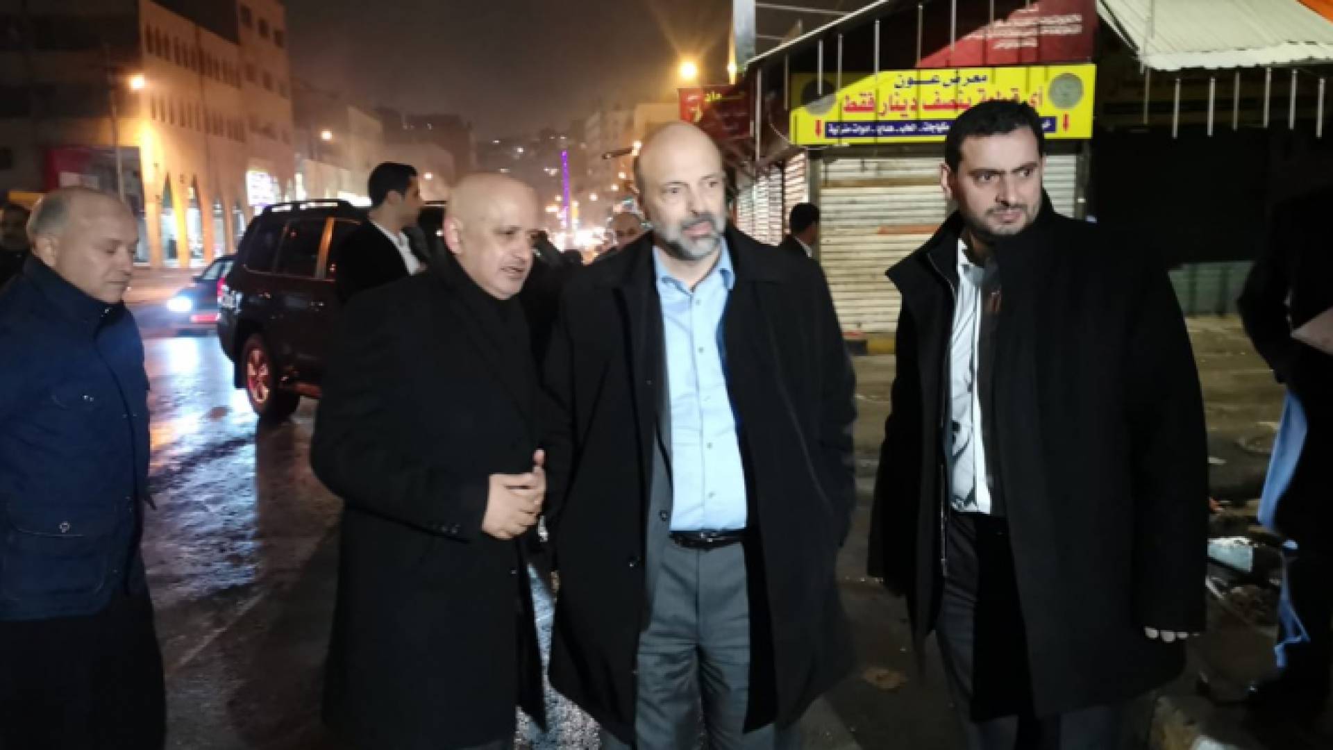 الرزاز يعود إلى أرض الوطن قادما من لندن ويتجه على الفور إلى وسط العاصمة عمان