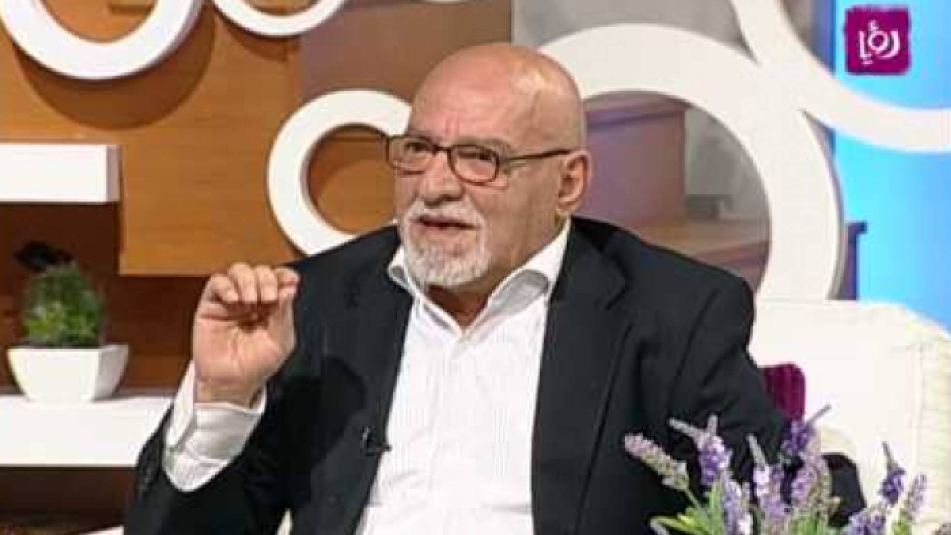 الفنان الأردني الكبير نبيل المشيني