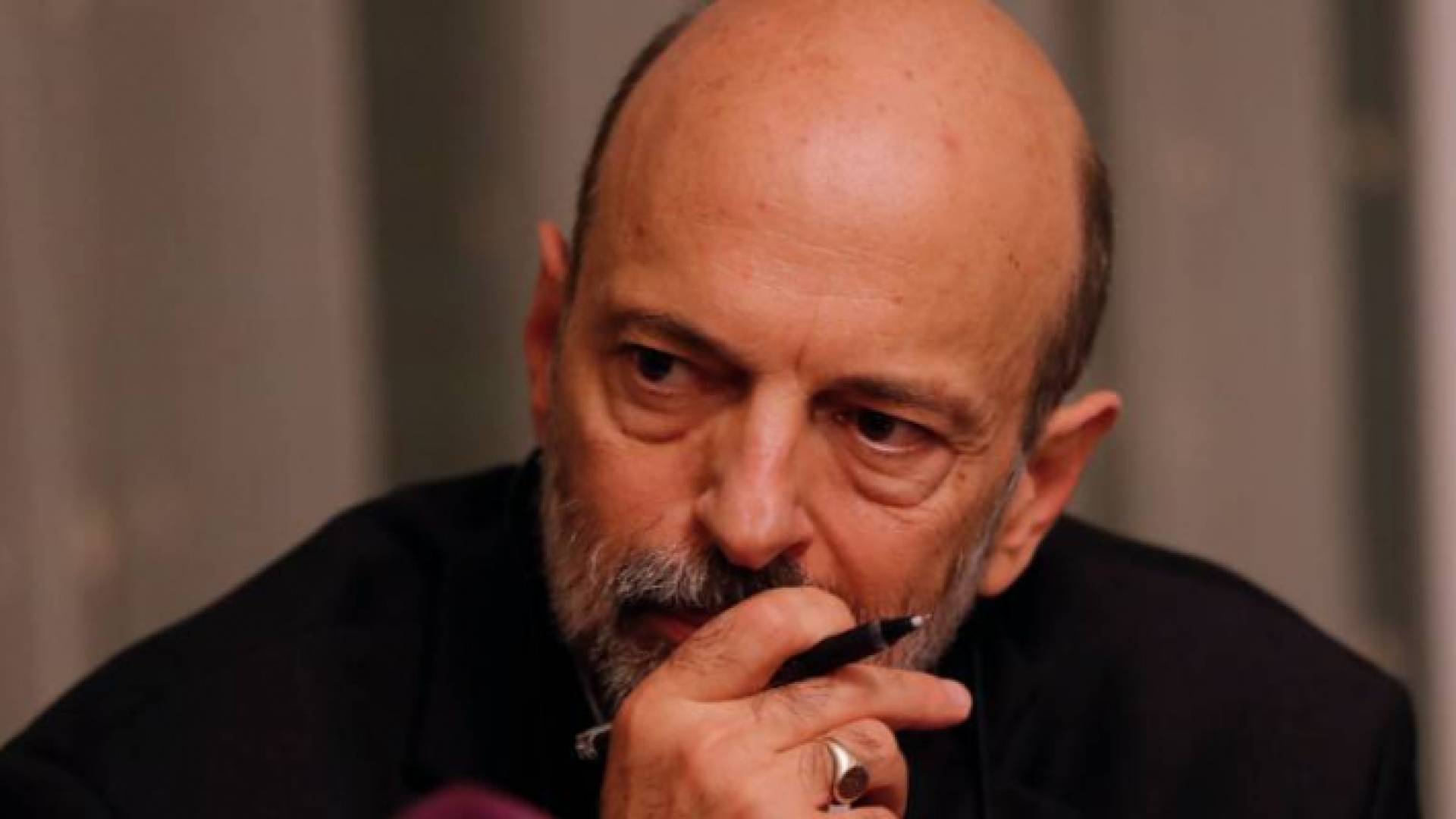 رئيس الوزراء الدكتور عمر الرزاز