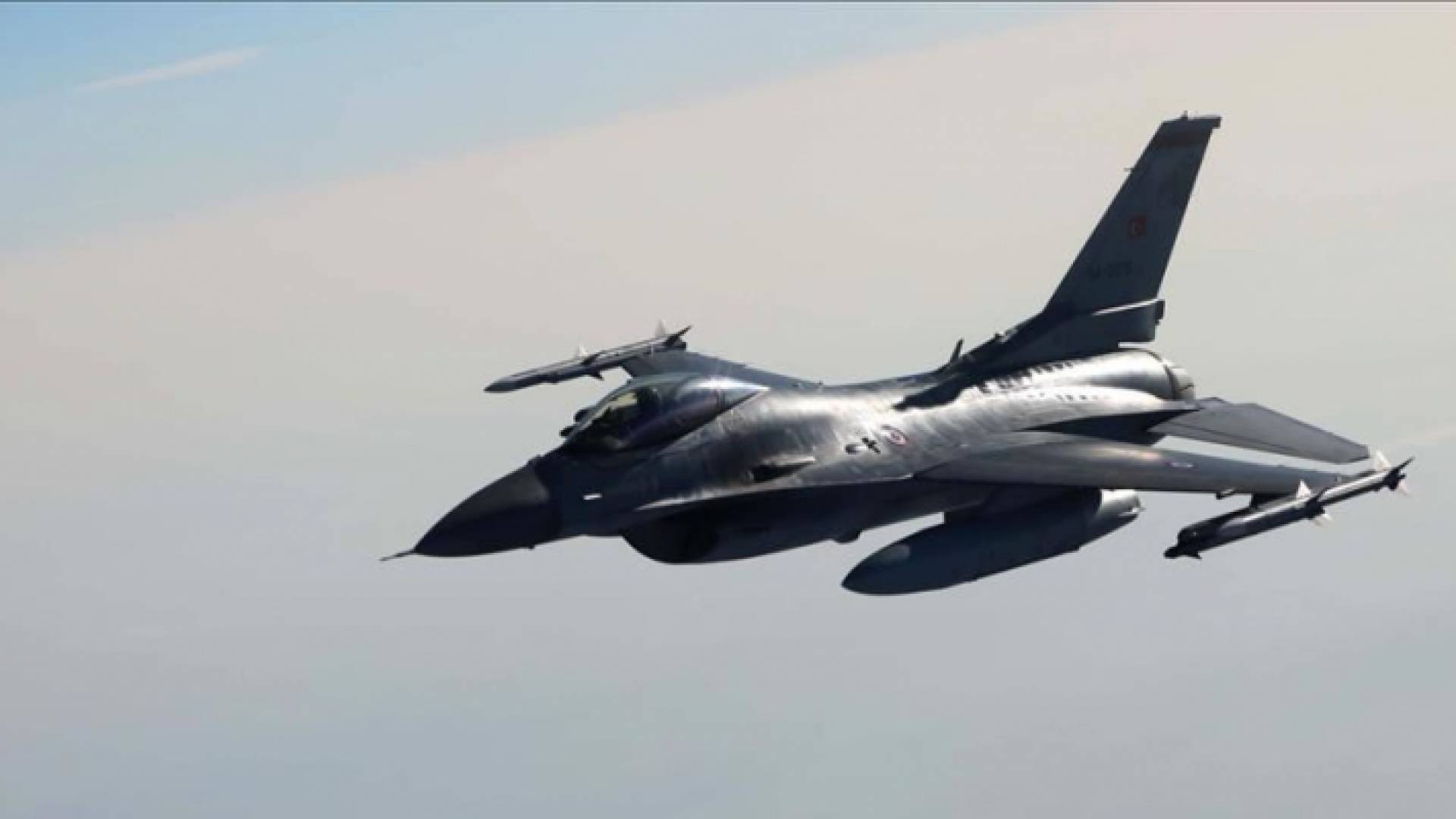 طائرة اف 16 - ارشيفية