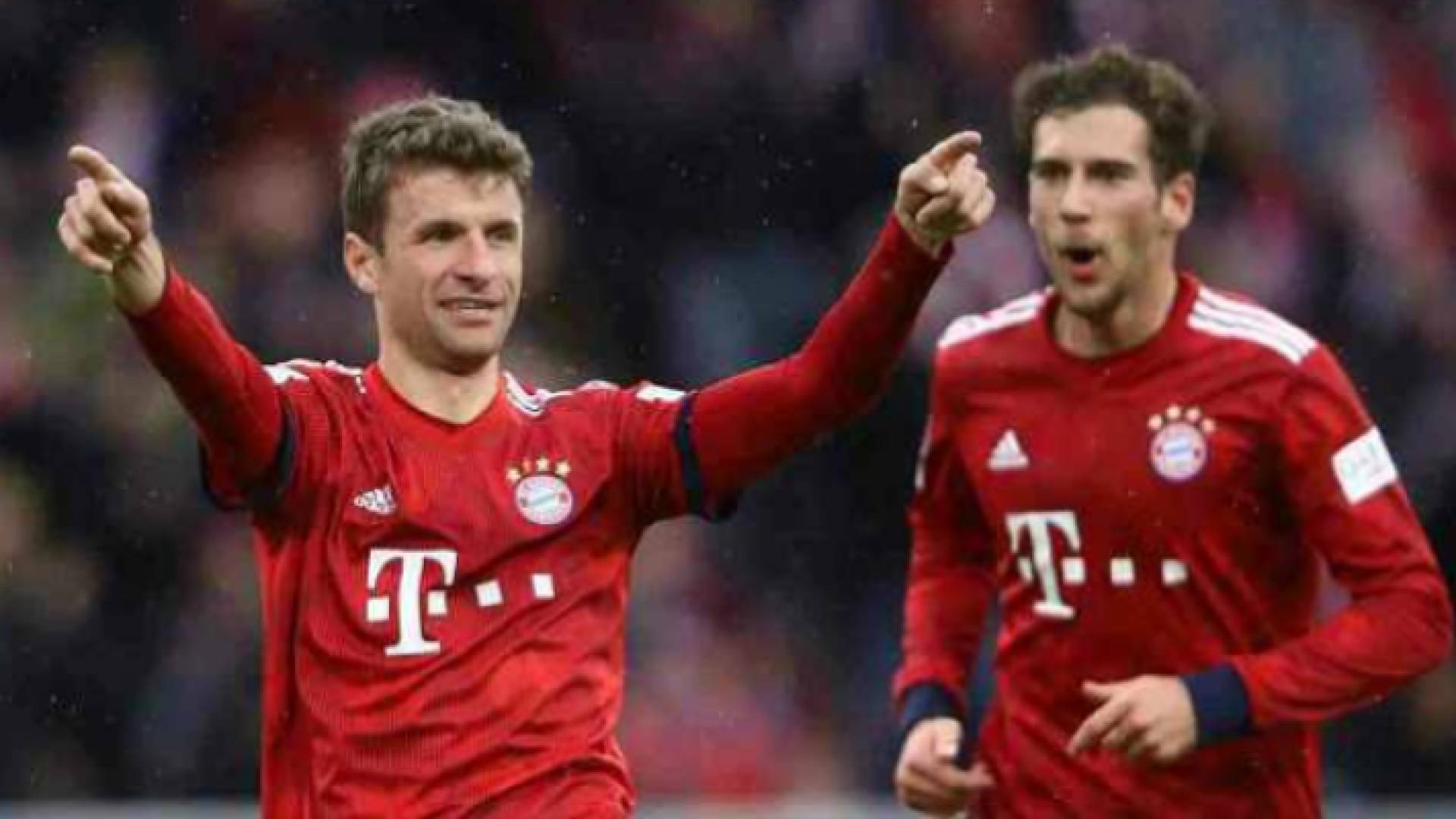 بايرن ميونخ يكتسح فولفسبورج وينجح بخطف الصدارة