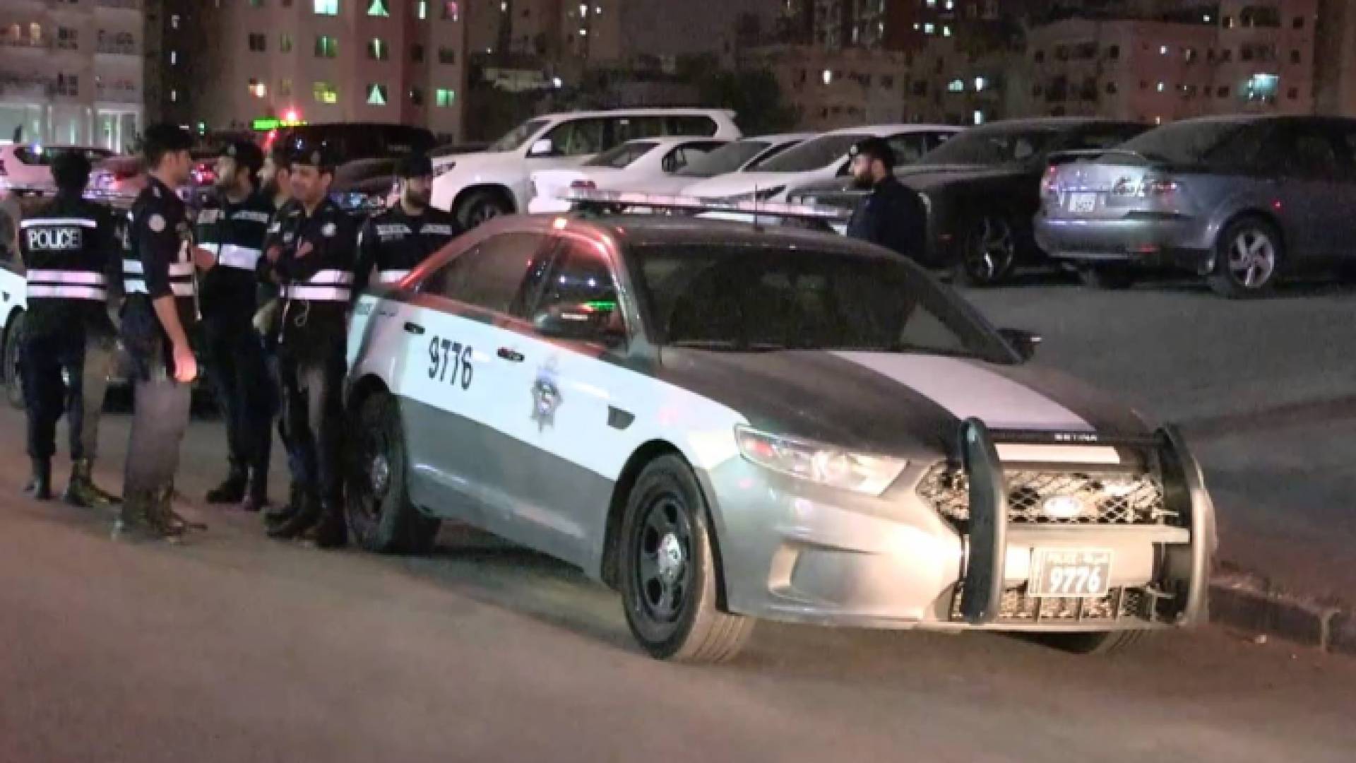 عناصر من الامن الكويتي