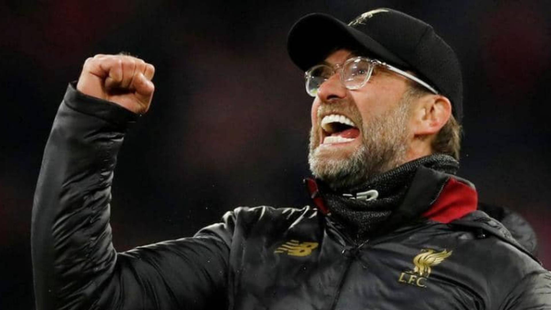 الفرحة على محيا مدرب ليفربول