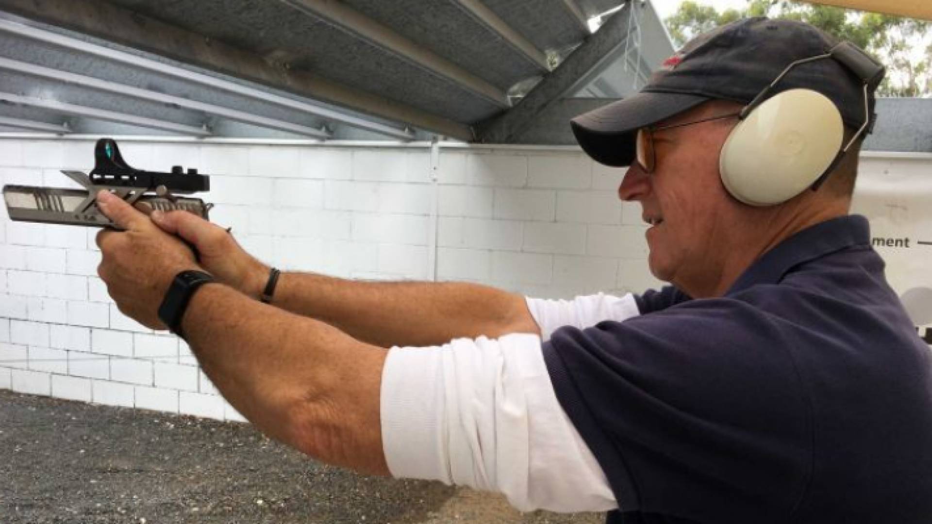 السيناتور الأسترالي فرايزر مانينغ