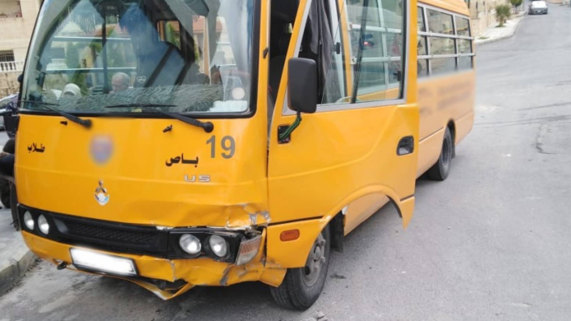 4 إصابات بحادث تصادم في الجبيهه