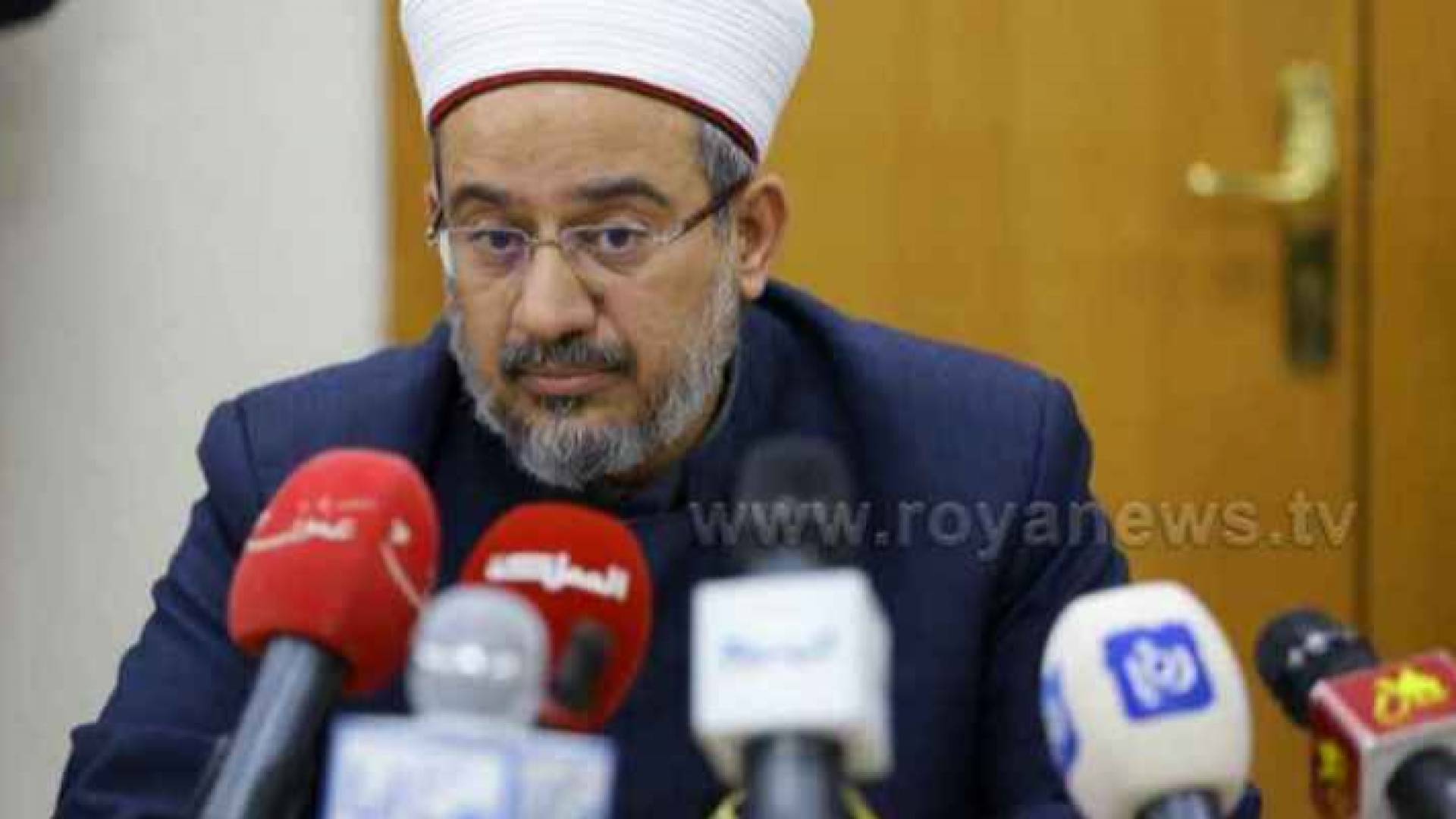وزير الاوقاف والشؤون والمقدسات الاسلامية الدكتور عبد الناصر ابو البصل