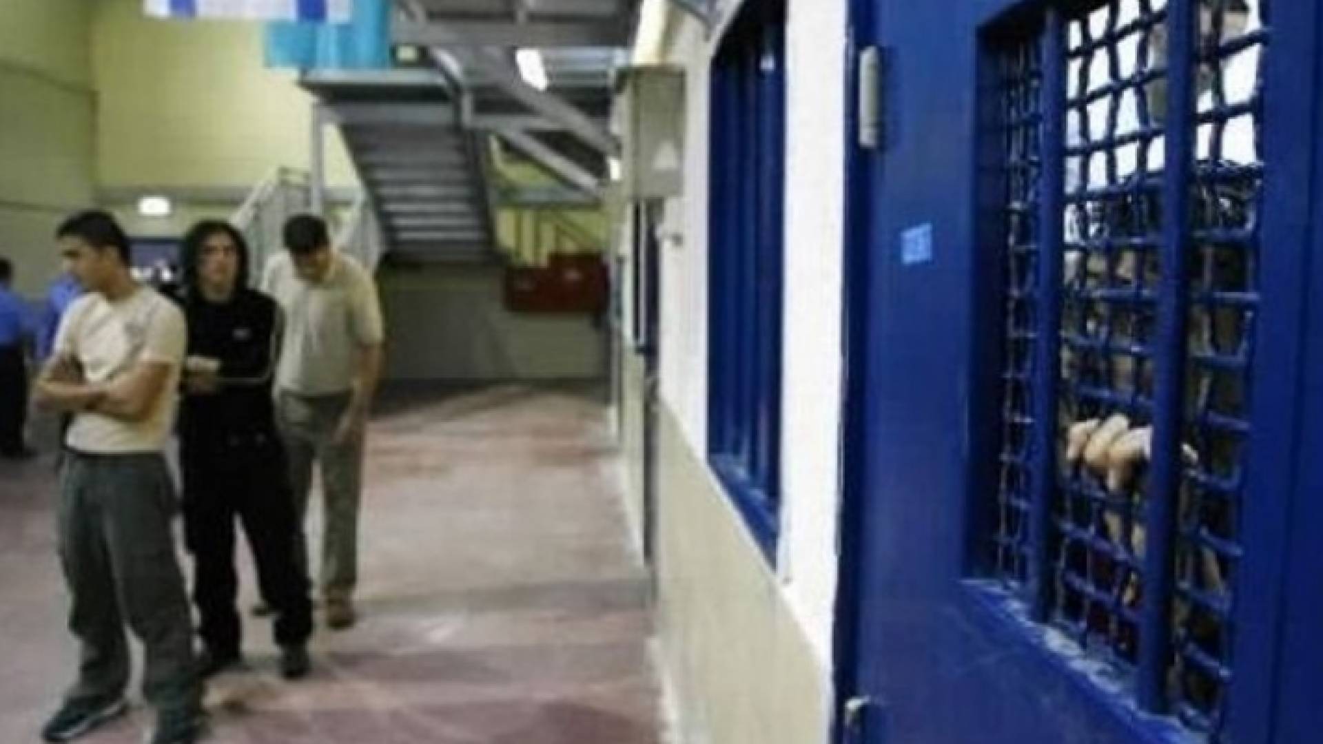 ارشيفية لسجن ريمون