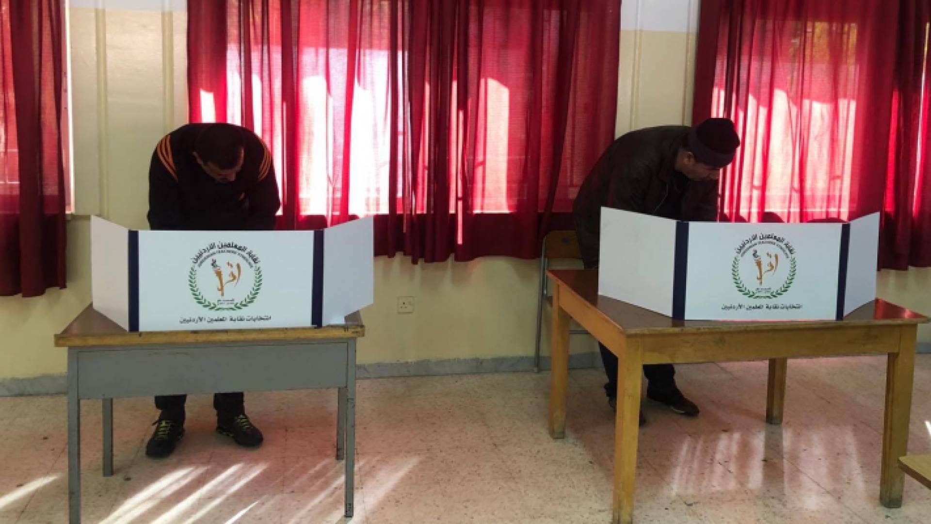 من عملية الاقتراع في العاصمة عمان