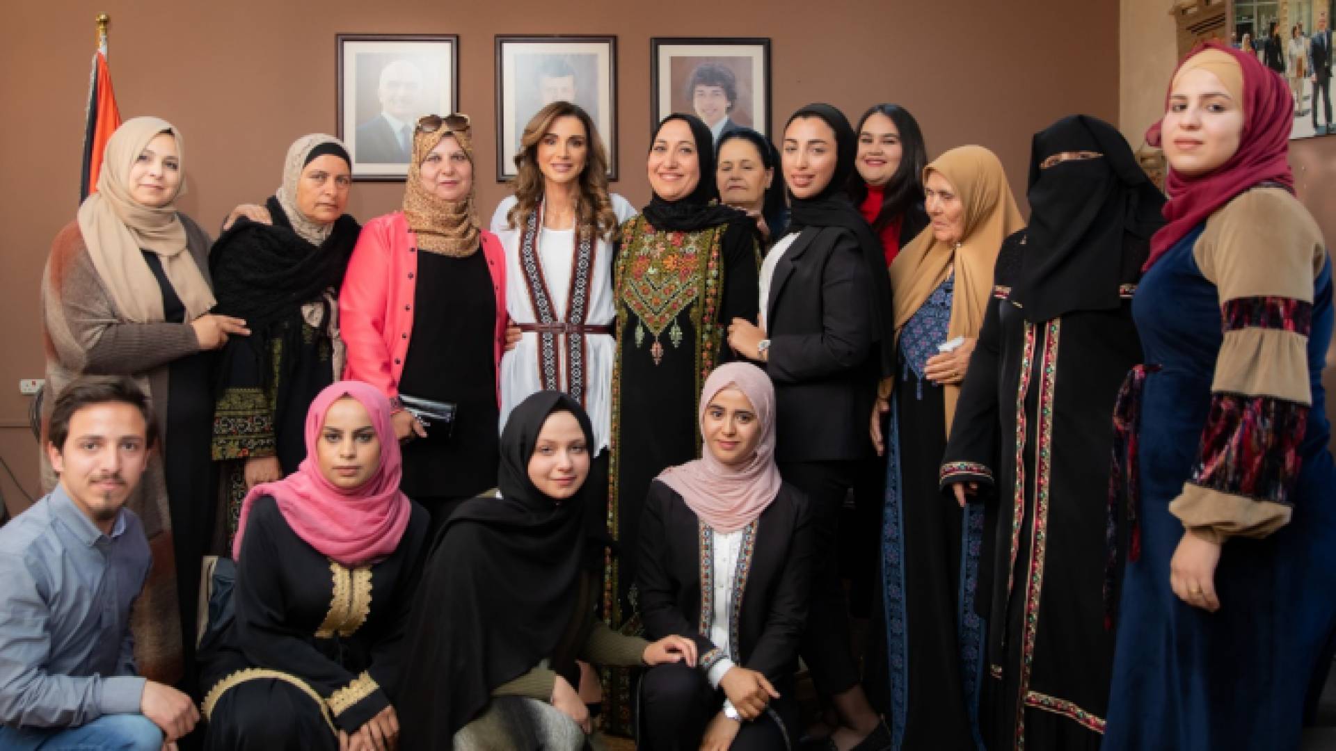 جنب من زيارة جلالة الملكة رانيا
