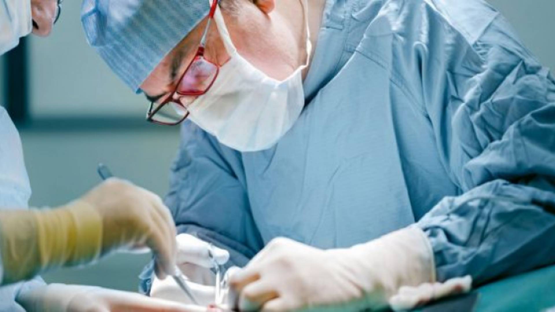 طبيب - ارشيفية