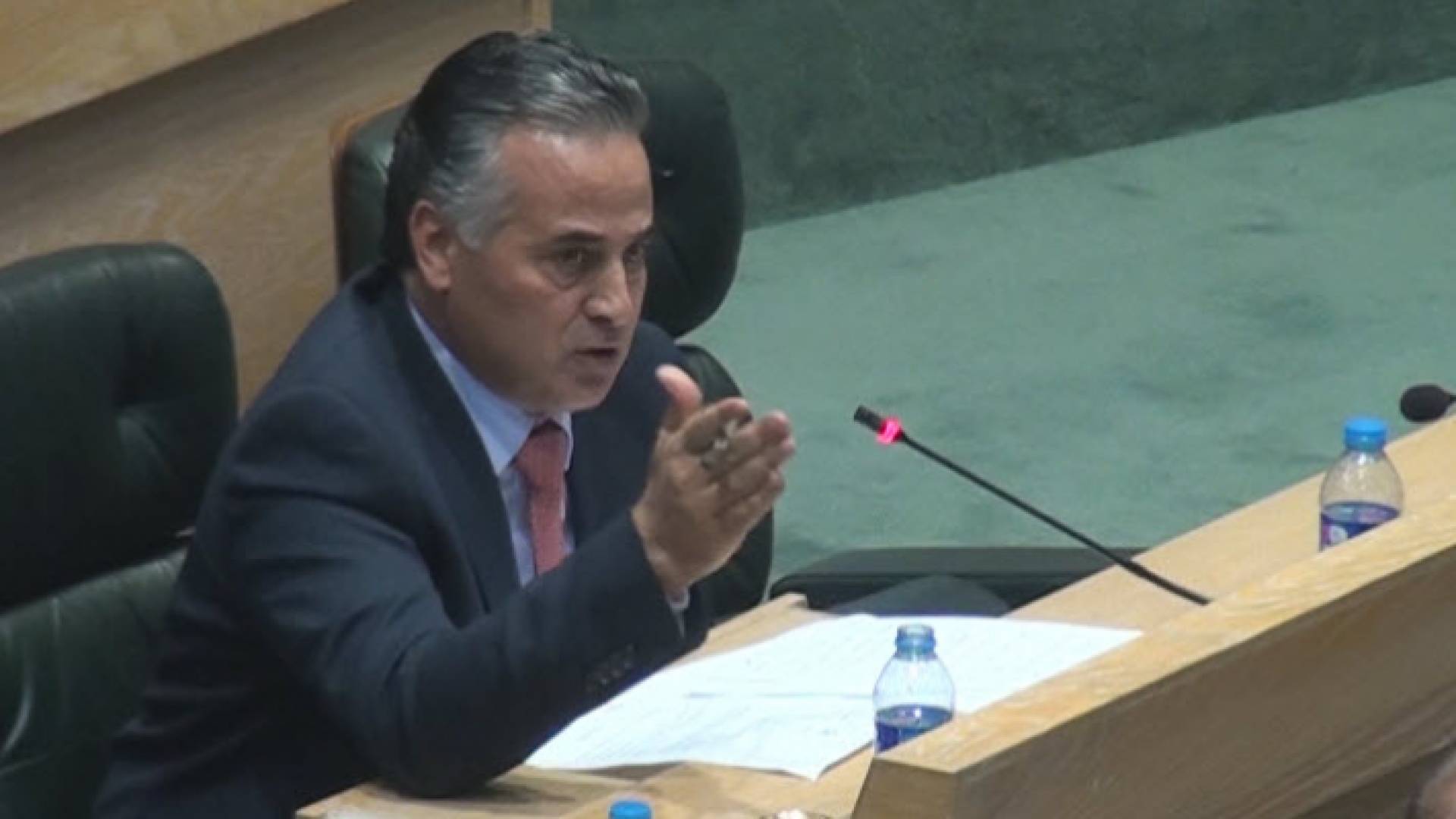 النائب محمود النعيمات