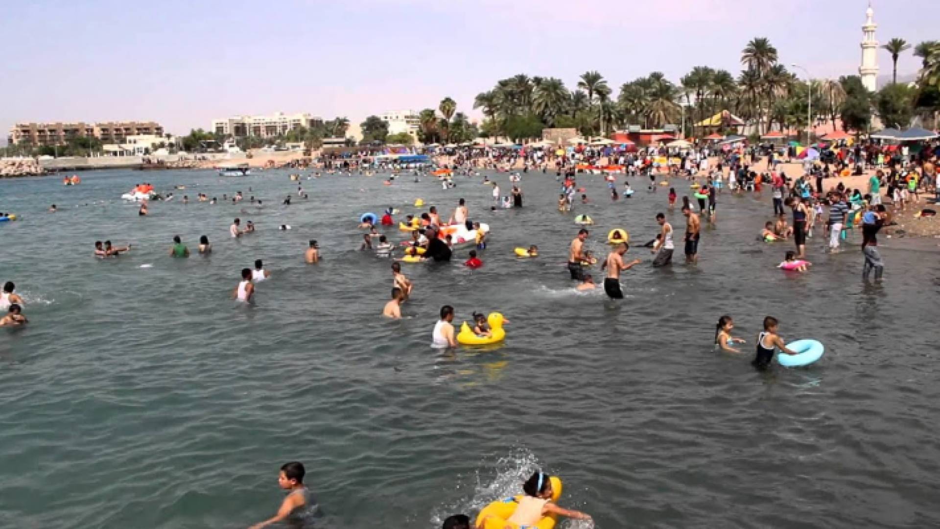 ارشيفية لشاطئ العقبة