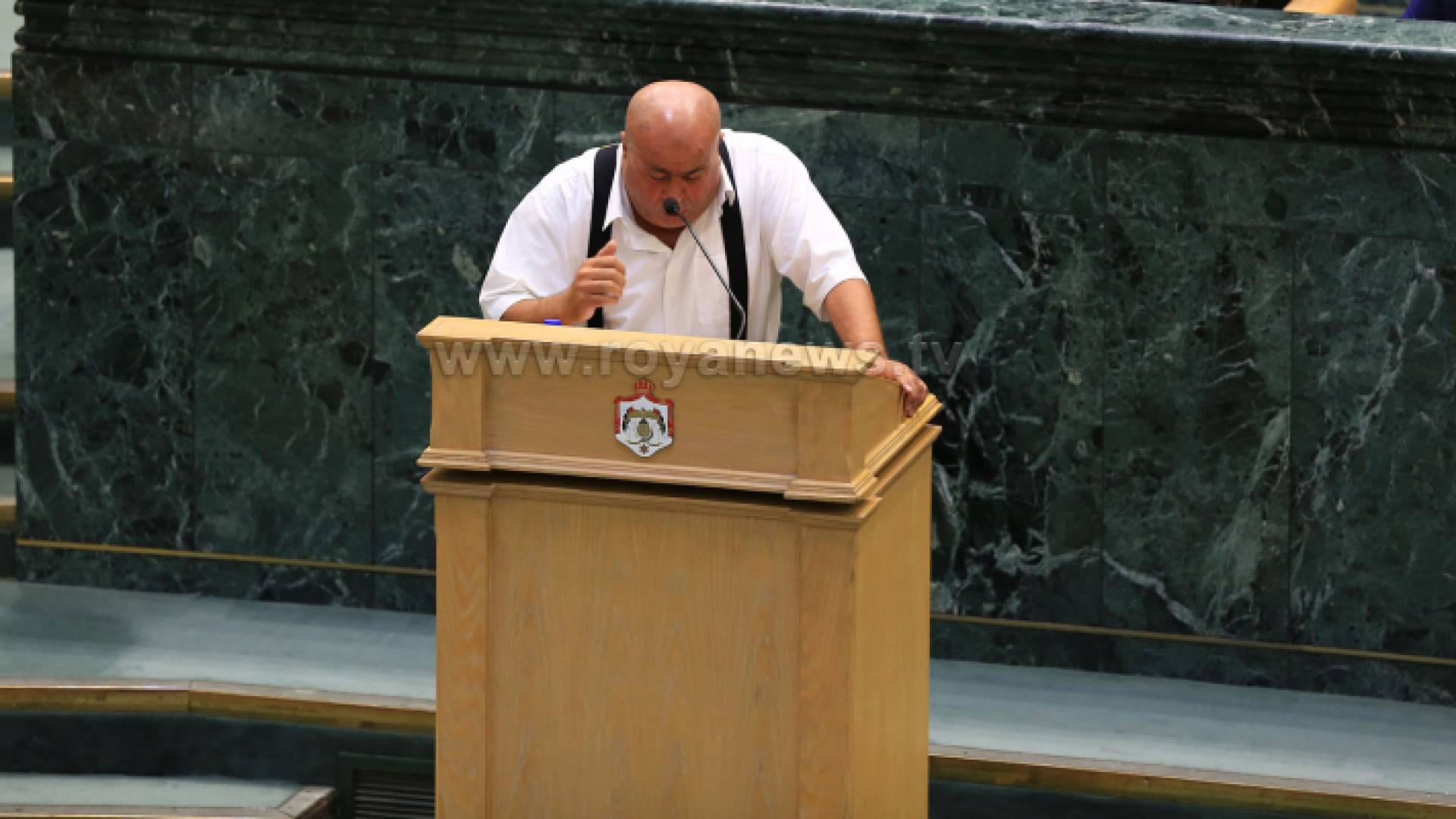 النائب خليل عطية