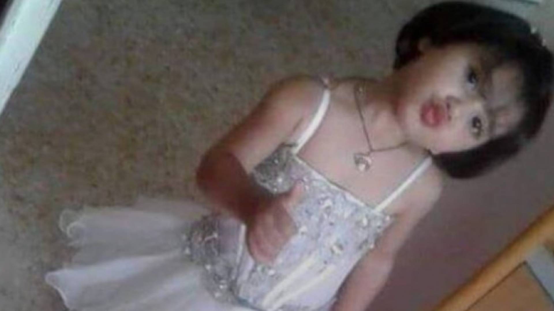 الطفلة نيبال صدام ابو ديه