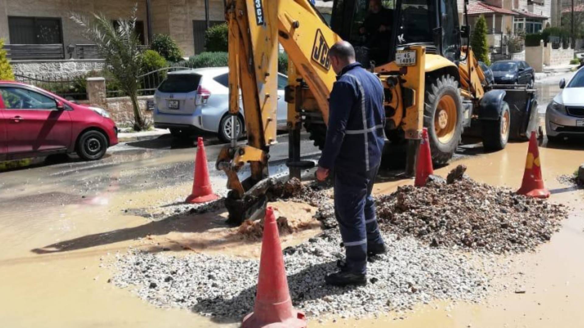 صورة من موقع انكسار خط المياه