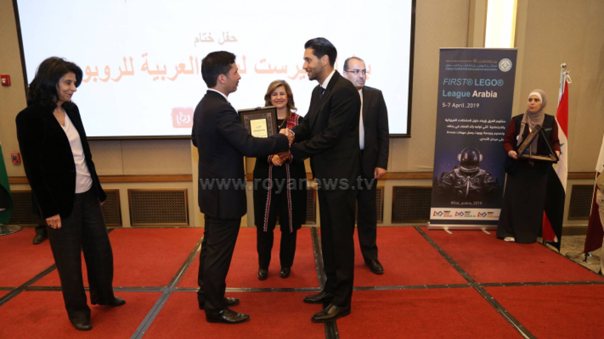 جانب من التكريم