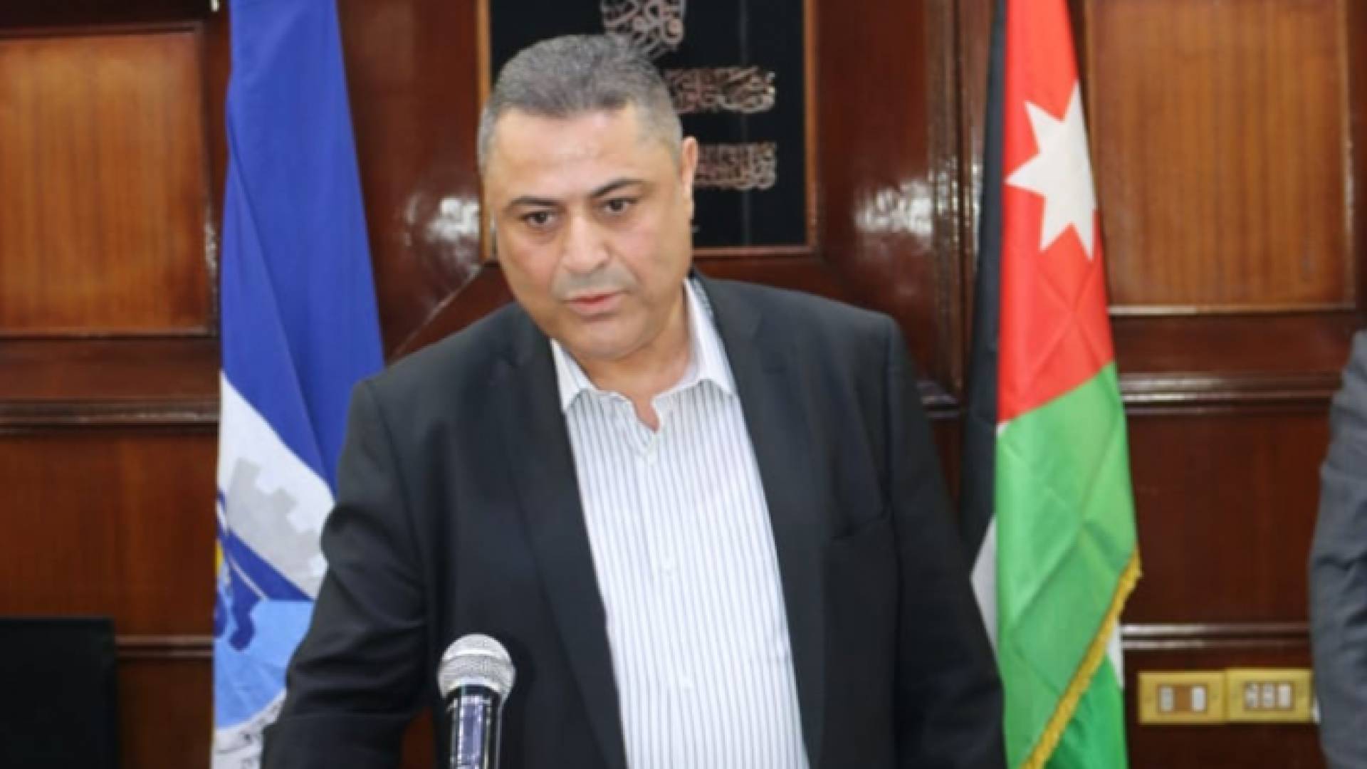 رئيس بلدية الزرقاء المهندس عماد المومني