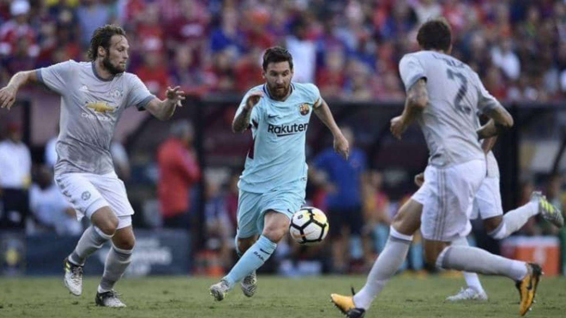 ميسي سيواجه "الشياطين" الأربعاء