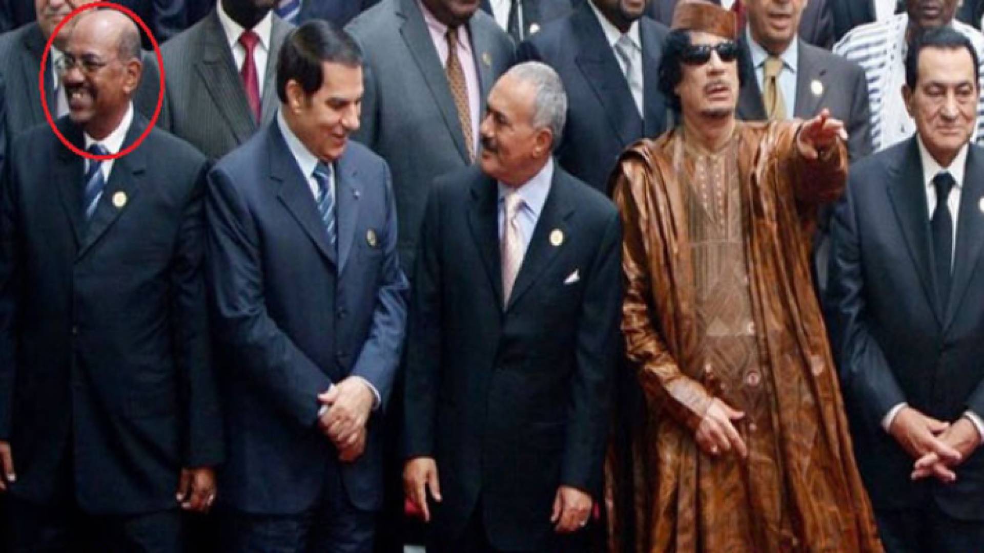 حسني مبارك، ومعمر القذافي، وعلي عبد الله صالح، وزين العابدين بن علي، وعمر البشير