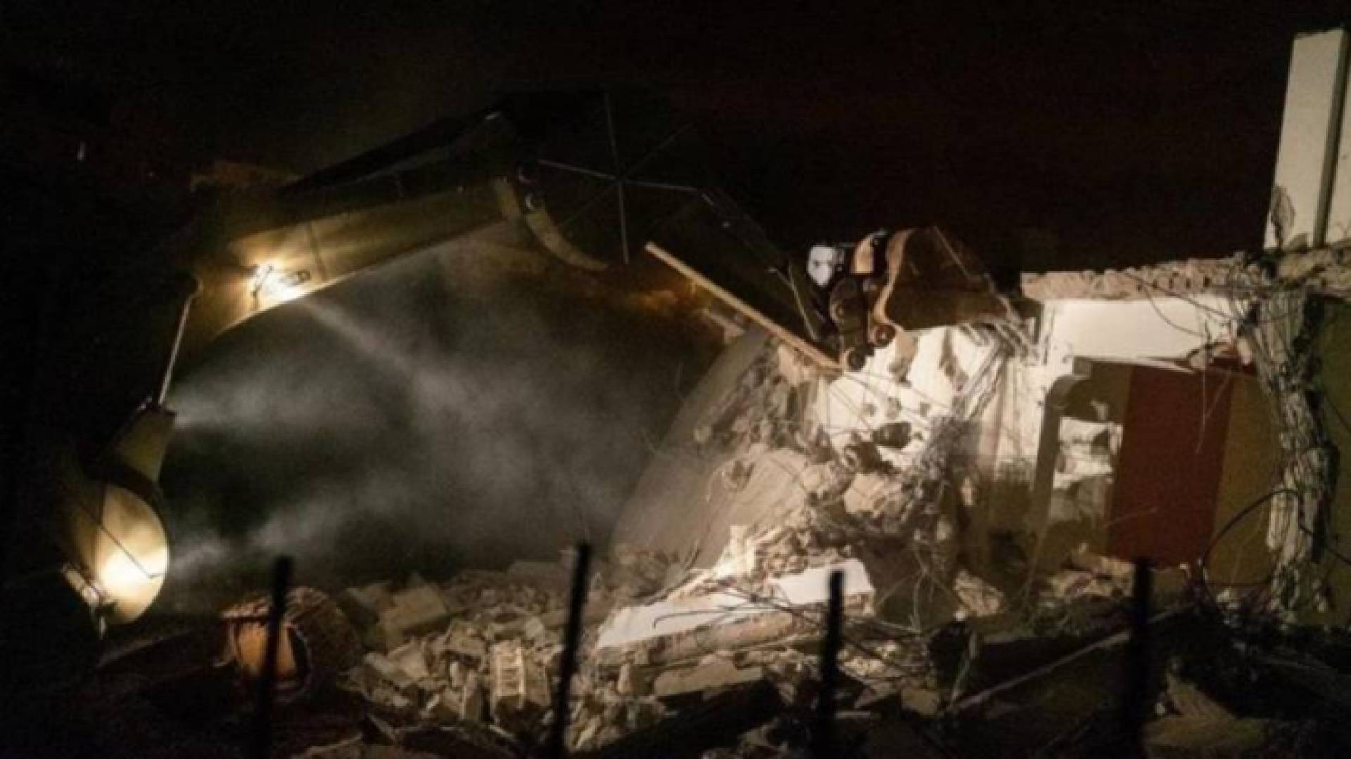 هدم منزل الشهيد صالح البرغوثي