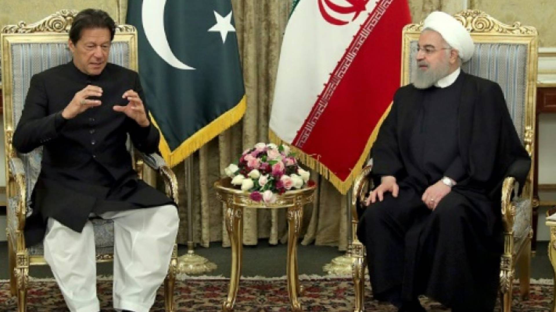 الرئيس حسن روحاني ورئيس الوزراء الباكستاني شاه عمران خان